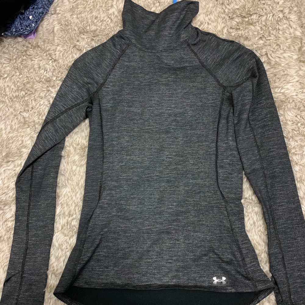 Under Armour Cold Gear Long Sleeve Athletic Shirt